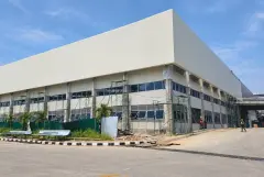 Fasad ACP putih pabrik Astra Honda Motor Karawang